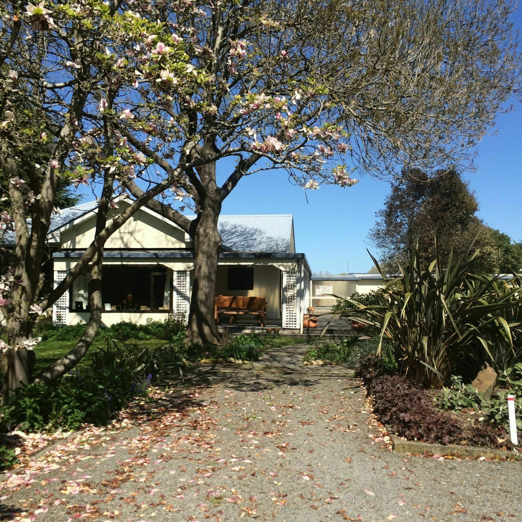 クライストチャーチ Water Lily Garden Bed & Breakfast エクステリア 写真